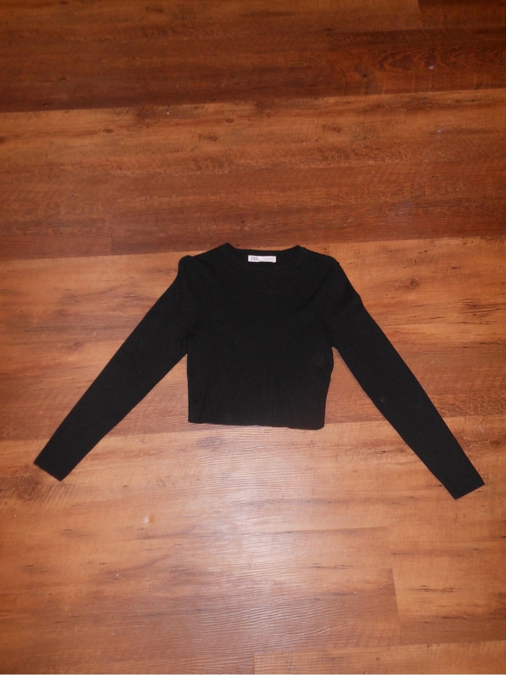 Zara Black Long-Sleeve Cropped Sweater